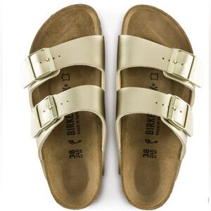 Birkenstock NWOB size 38 Gold Arizona